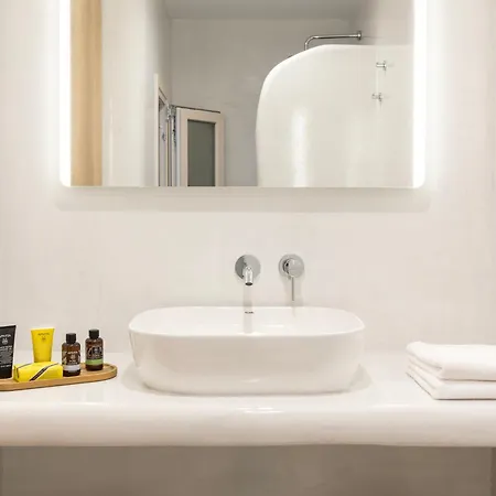 Commercio Santorini Emporio (Santorini)