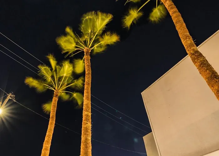 Commercio Santorini Apartment Emporio (Santorini)