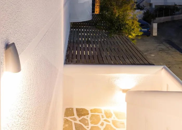 Commercio Santorini *