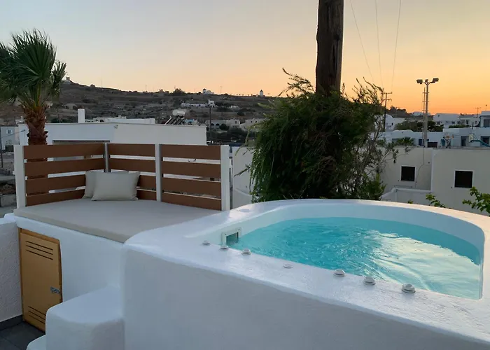 Commercio Santorini Apartment