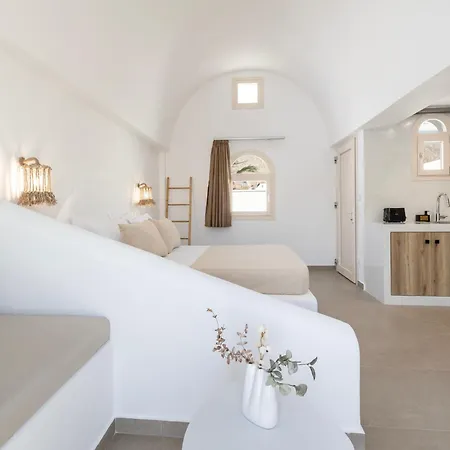 Commercio Santorini Emporio (Santorini)