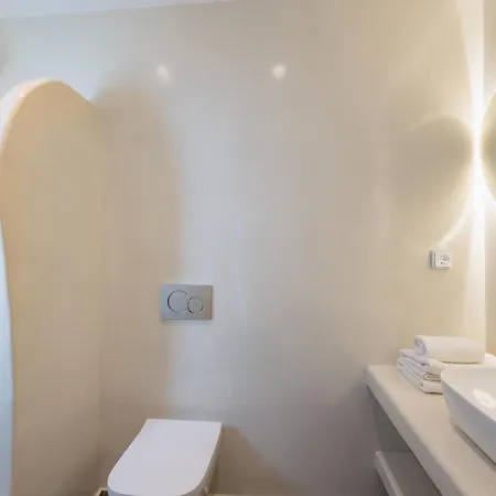 Commercio Santorini Apartment