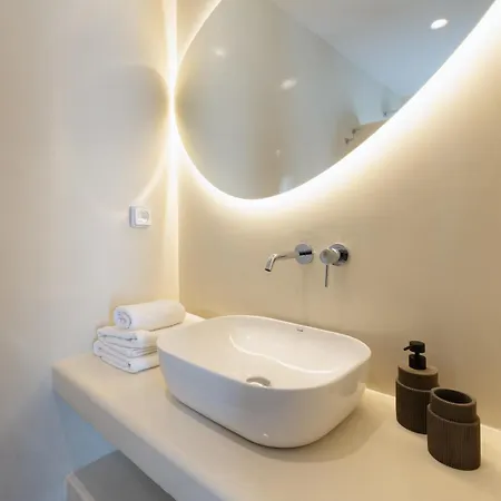 Commercio Santorini Apartment Emporio (Santorini)