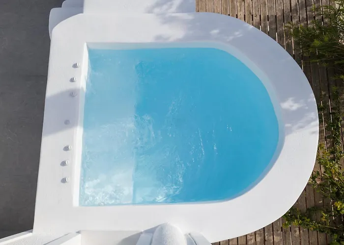 Commercio Santorini *