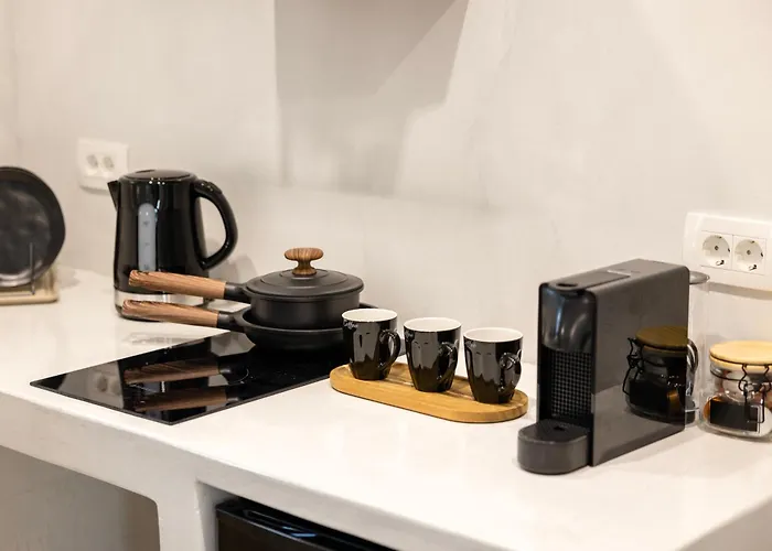 Commercio Santorini Εμπορειό